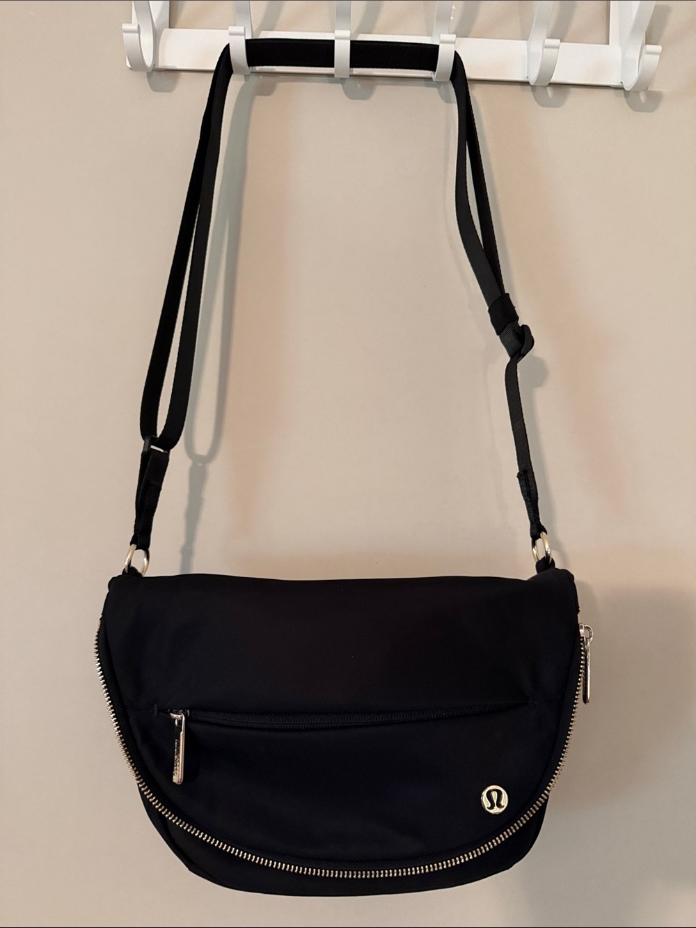lululemon athletica all night festival bag 5L